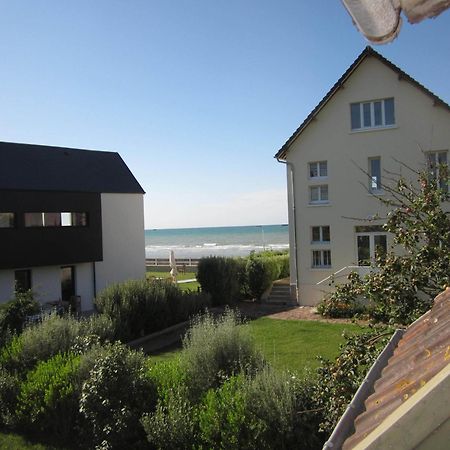 Gites En Normandie En Front De Mer A Asnelles , 3Km D'Arromanches, 10Km De Bayeux Exterior photo